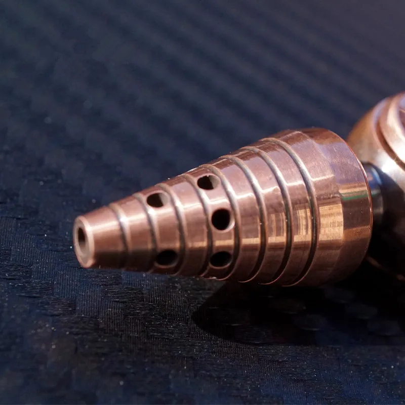 Три угла оригинальный двухлистный Warhead ручной Спиннер фиолетовый медный