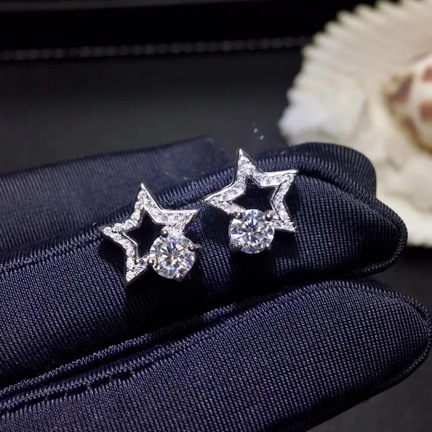 

Moissanite Popular style recommendation, lady ear nails, 925 Sterling silver, high hardness, diamond substitutes