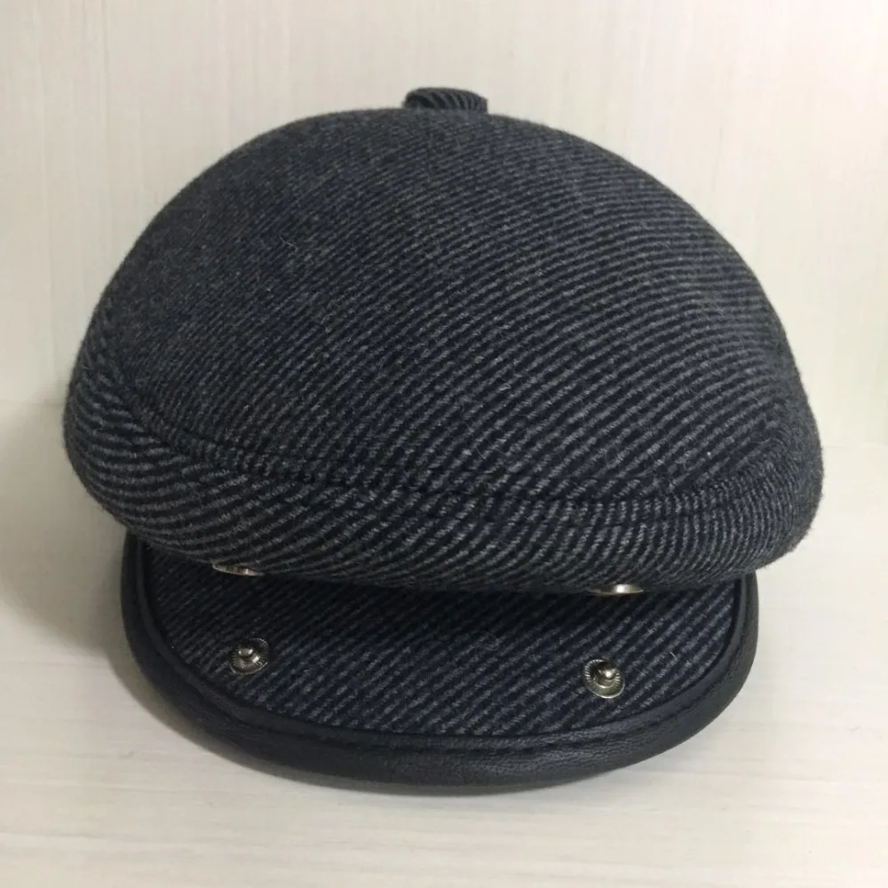 Men wear warm ear warmers berets in autumn The old man's retro cap is completely enclosed | Аксессуары для одежды