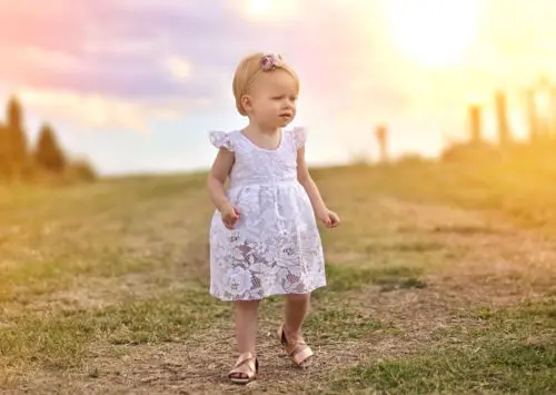 2018 популярное Кружевное боди с рукавами крылышками и цветочным рисунком для