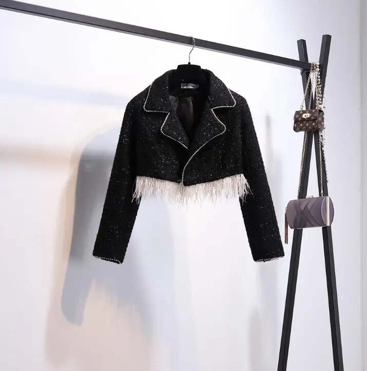 2018 New Fashion Autumn and Winter Women's Pearl Ostrich Hair Stitching Tweed Jacket Coat + Woolen Skirt Two Piece Suits |