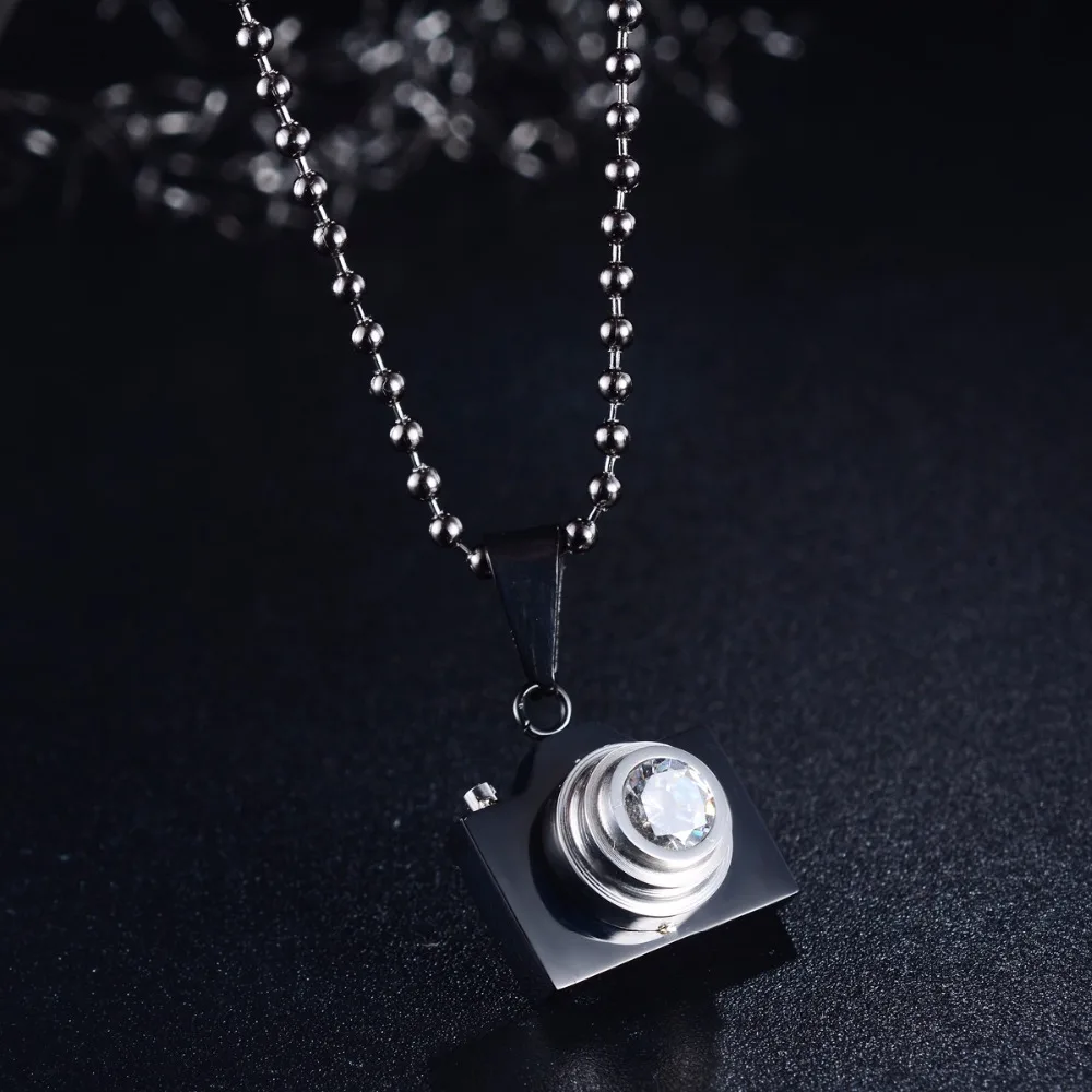 New Fashion Jewelry Camera Necklaces Pendants Black / Steel Colors Lovely Stainless |