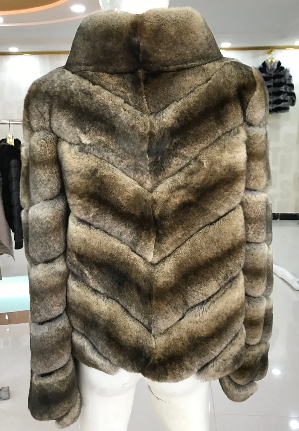 Тонкий мех кролика пальто реального кролика рекс меховая куртка короткие для женщин Бежевый Цвет Стенд воротник реального пальто с мехом