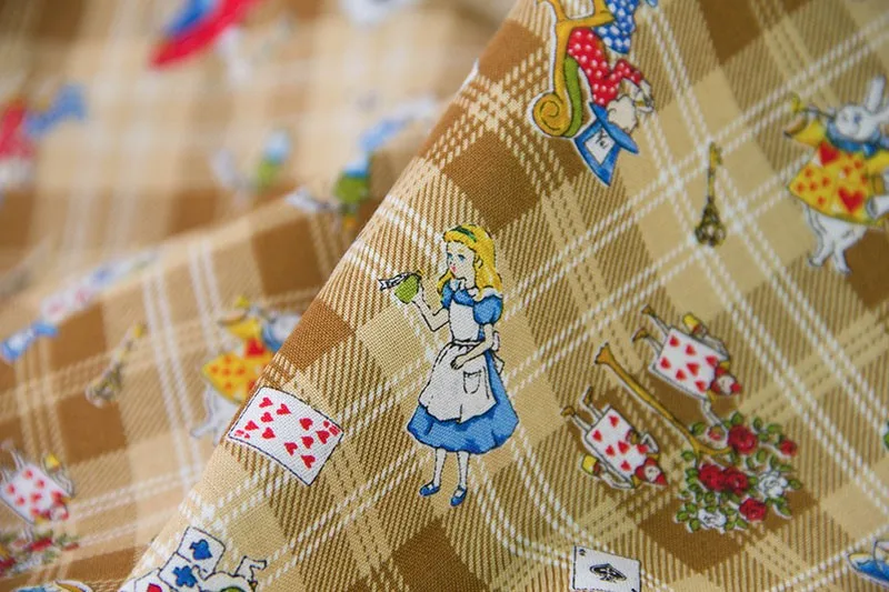 Японская хлопчатобумажная ткань Kokka винтажная стеганая пол метра в стиле Alice in