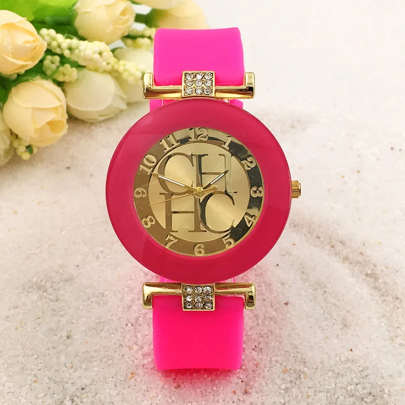 Женские кварцевые часы Geneva повседневные из кожи с кристаллами и силикона