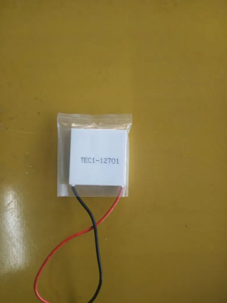 Полупроводниковый Холодильный лист мощность 30*30 мм 12V1A низкое энергопотребление