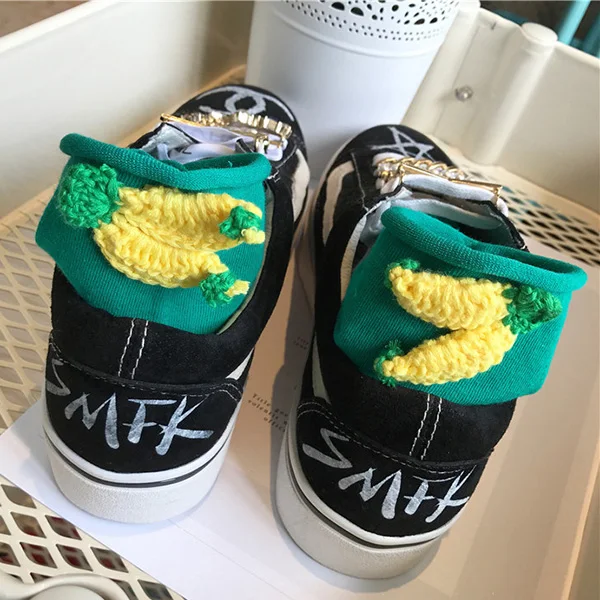 banana UNIKIWI.Women's Lovely Handmade Crochet Cartoon Frog Socks.Casual Ladies Girl's Cartoon Animals Candy Colors Short Socks Sox - Цвет: banana