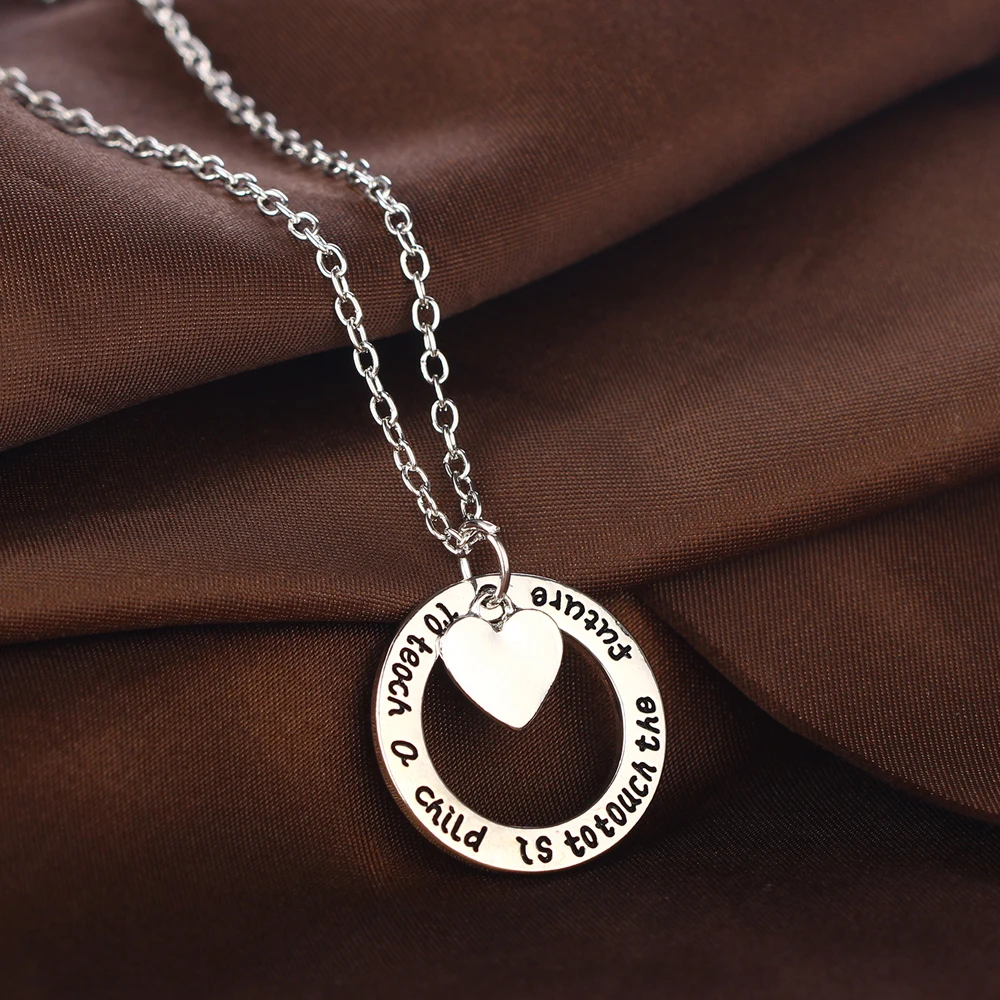 Ожерелье с кулоном в виде сердца цепочка научить ребенка прикосноваться