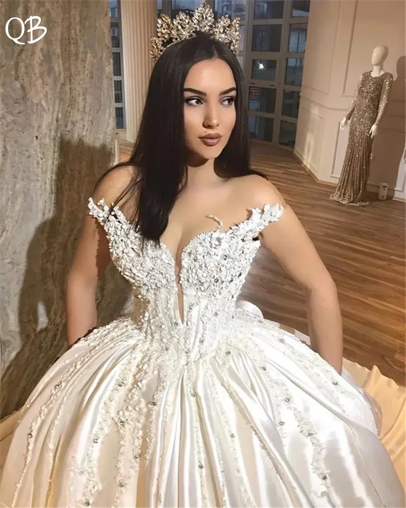 Custom Made Wedding Dresses 2019 Ball Gown Cap Sleeve Satin Lace Beading Luxury Formal Bridal Wedding Gowns Plus Size ZD95