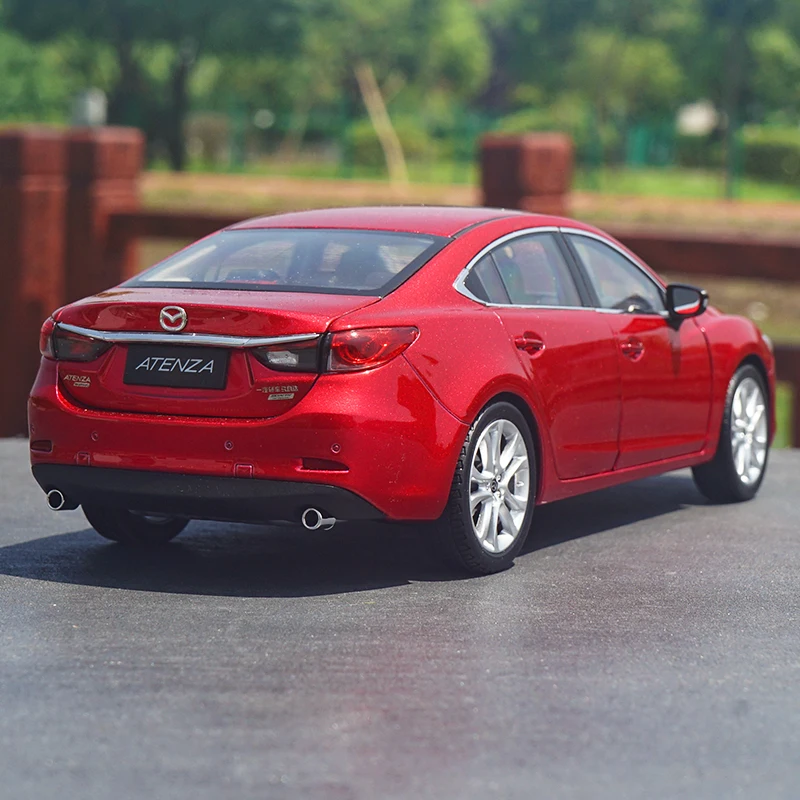 Коллекция 1/18 года модель автомобиля MAZDA 6 2014 ATENZA из металлического сплава игрушки