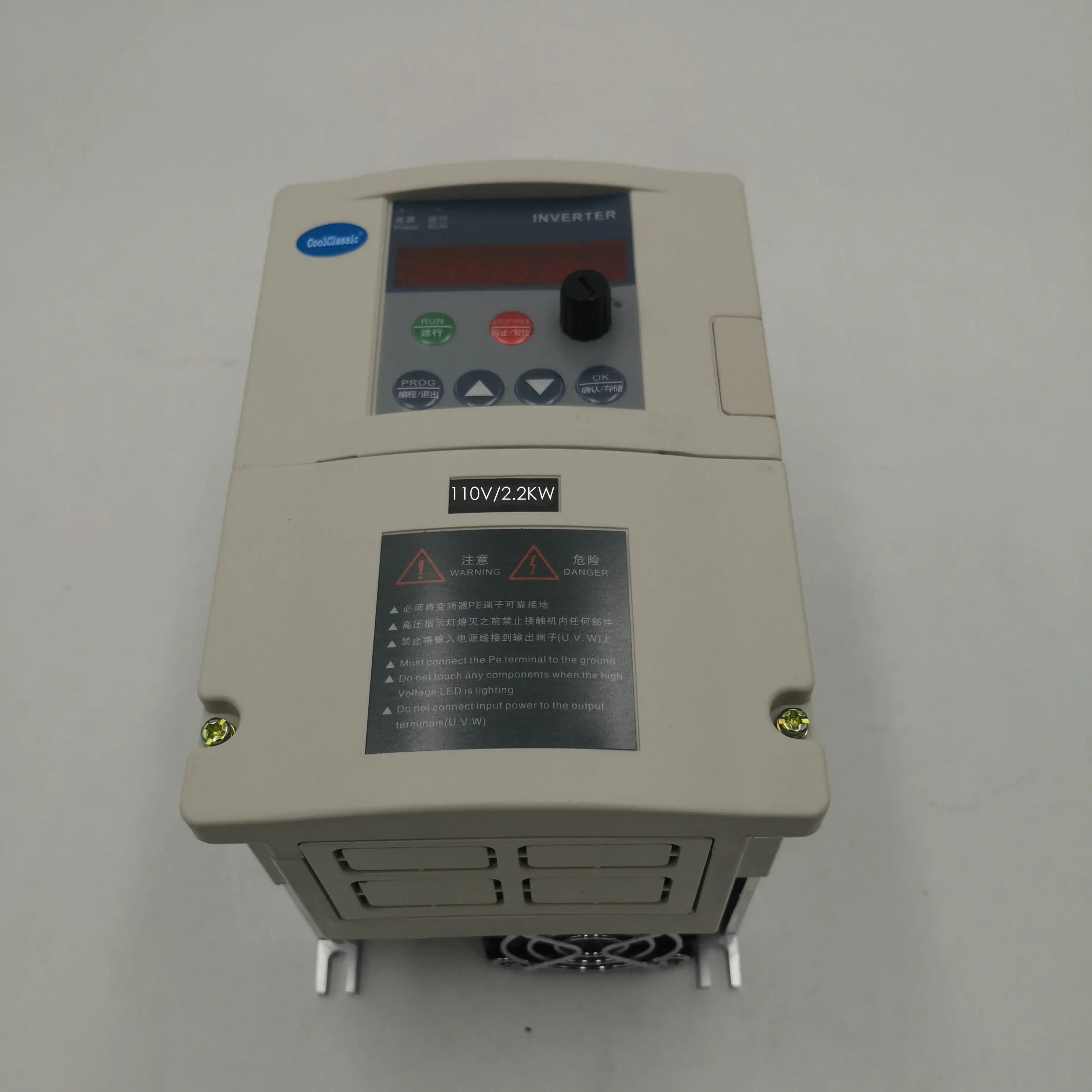 2.2KW 110V Инвертор VFD ZW-S2-2T 110 кВт/220 кВт однофазный в/в вход и для трехфазного двигателя с кабелем 2 м и внешней панелью - Цвет: 2.2KW 110V