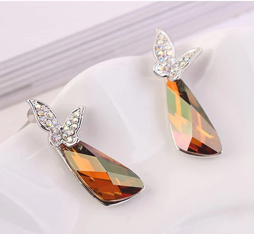 Модные серьги-гвоздики в виде бабочки с кристаллами Сваровски Изысканный