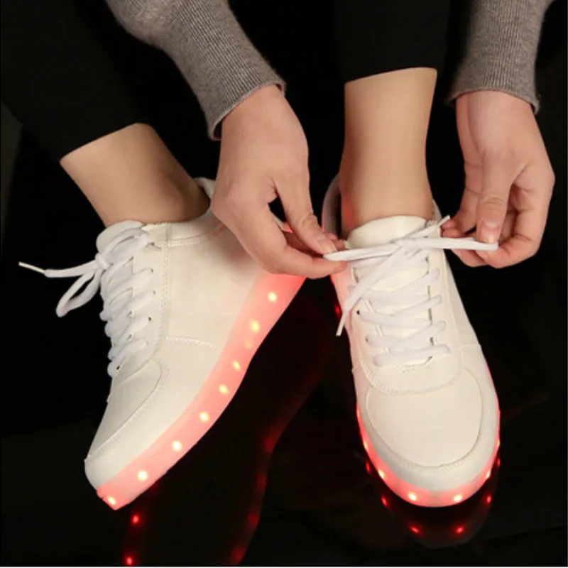 Children's casual shoes LED children's lighting Casual sports Luminous shoe basket type |