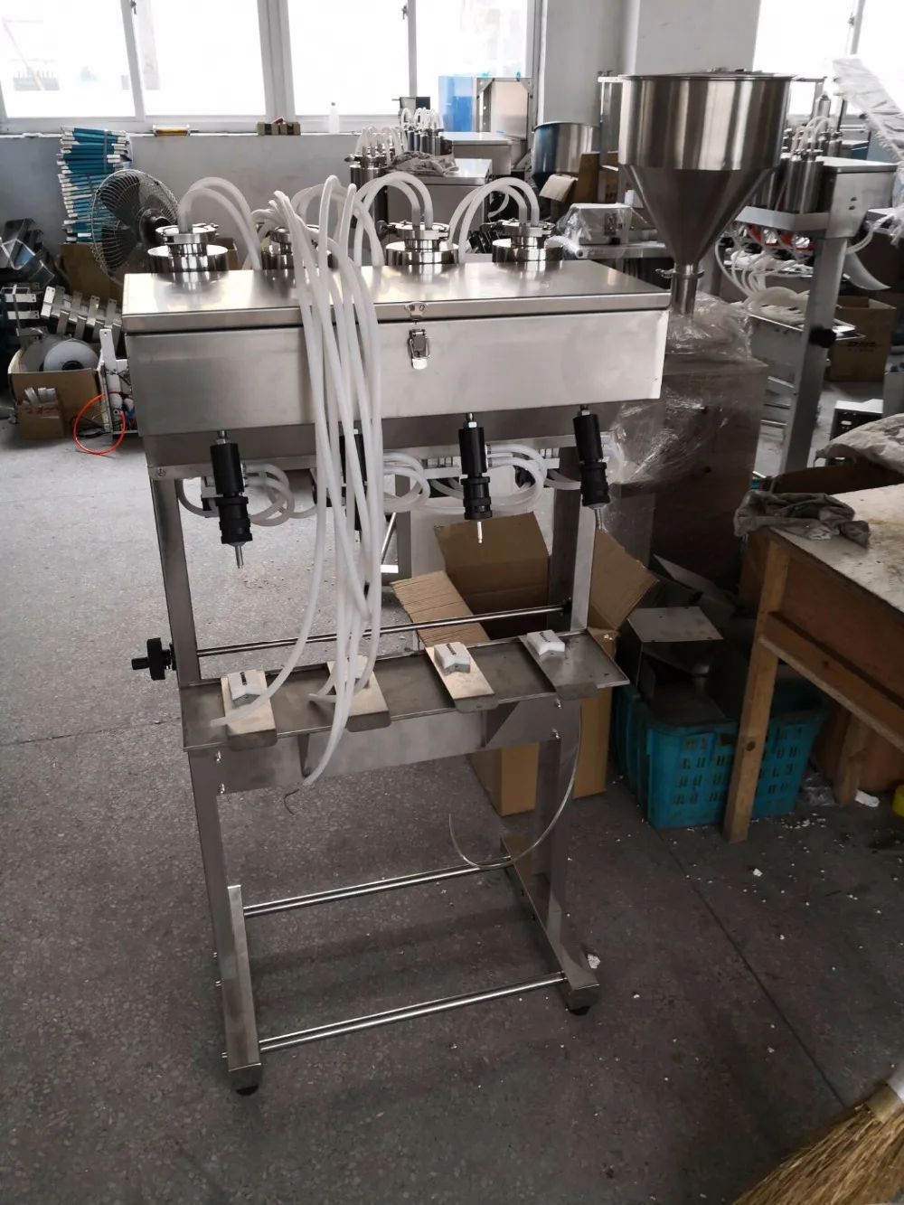 Машина для наполнения духов с двойными головками наполнитель Кельн Цветочная