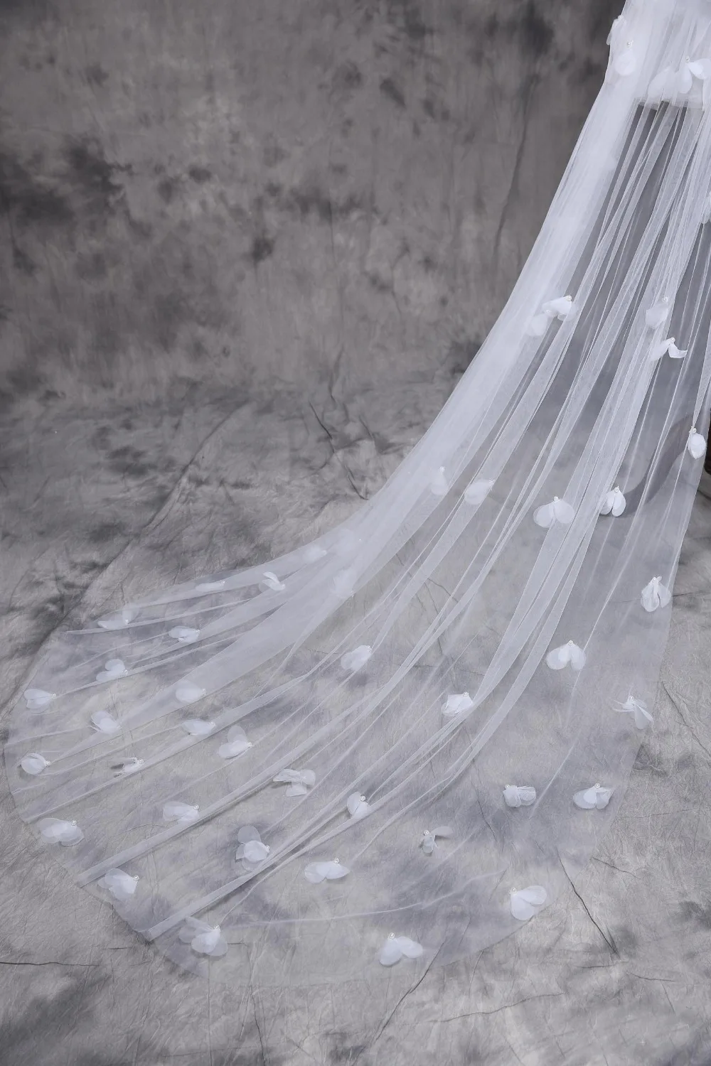 Hot Sale Women Beige Cut Edge Three Layer 3 Meters Wedding Long Veils Ivory Bridal Tulle Cathedral | Свадьбы и торжества