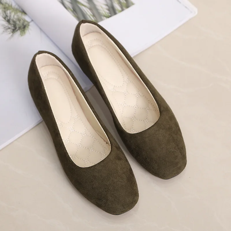Женские туфли на плоской подошве с квадратным носком без шнуровки большие