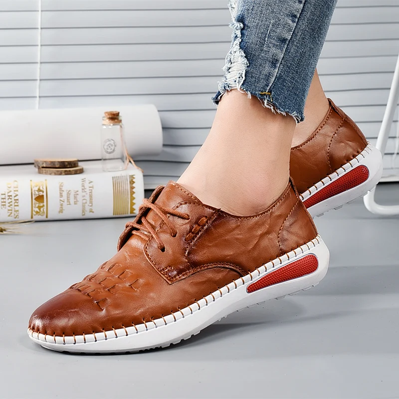 Женская обувь кожаная повседневная женская модная на плоской резиновой