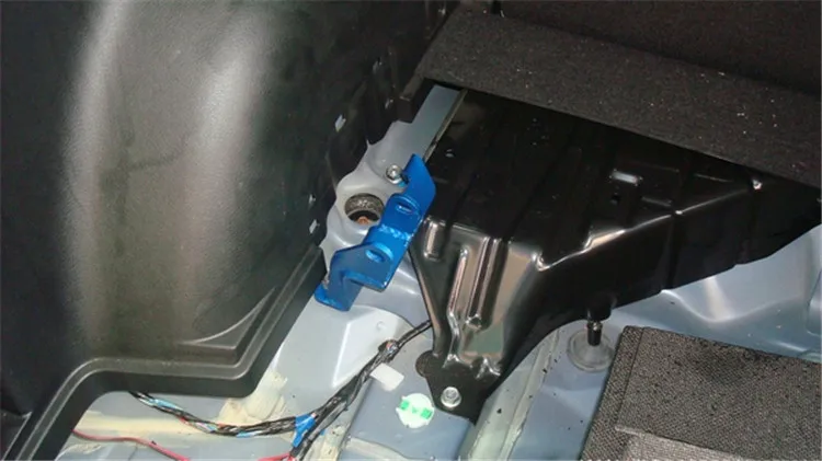Стабилизатор для Subaru Forester 2009 12 стабилизатор из алюминиевого сплава аксессуары
