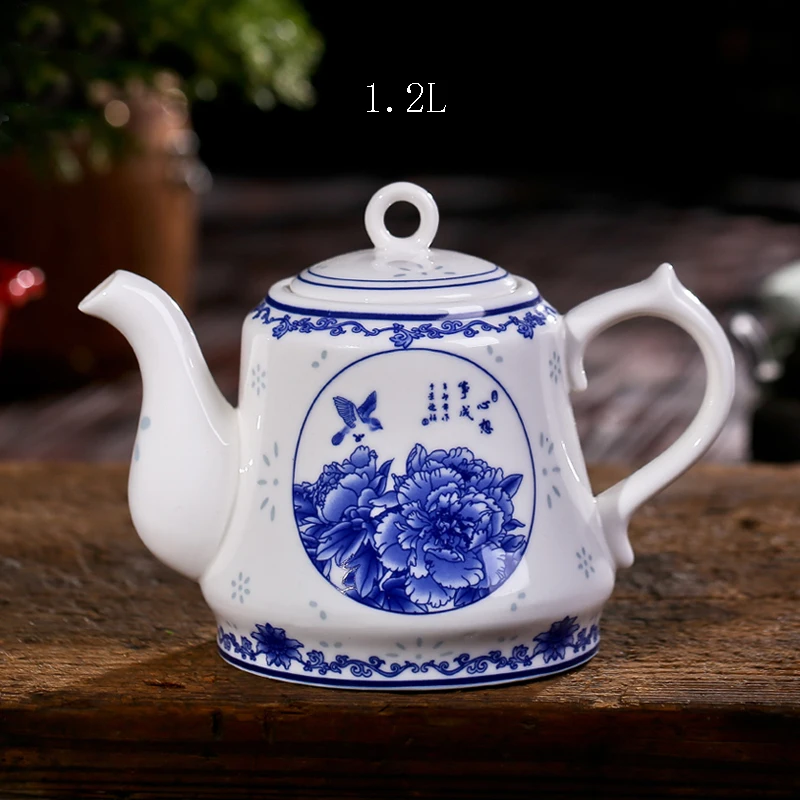 

Jingdezhen Ceramic Porcelain Large Teapot Drinkware Pastoral Style Flower Tea Kettle Handmade Vintage Handgrip Pot with Lid Kit