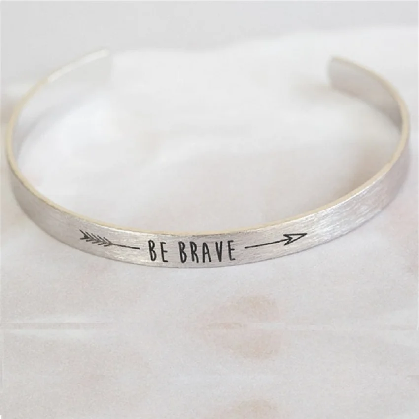 Dianshangkaituozhe Винтаж стрелка Pulseira feminina розового золота ручной печатью быть храбрым Браслеты на запястье и Браслеты Для женщин Для мужчин ювелирные изделия