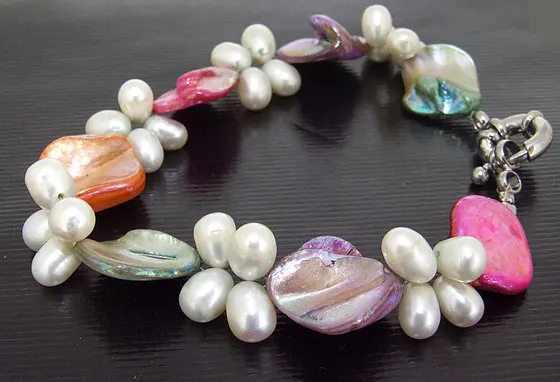 

Perfect Women's Jewelry, White Freshwater Pearl Pink Shell Beads Bracelet 8inches Handmade Jewelry.