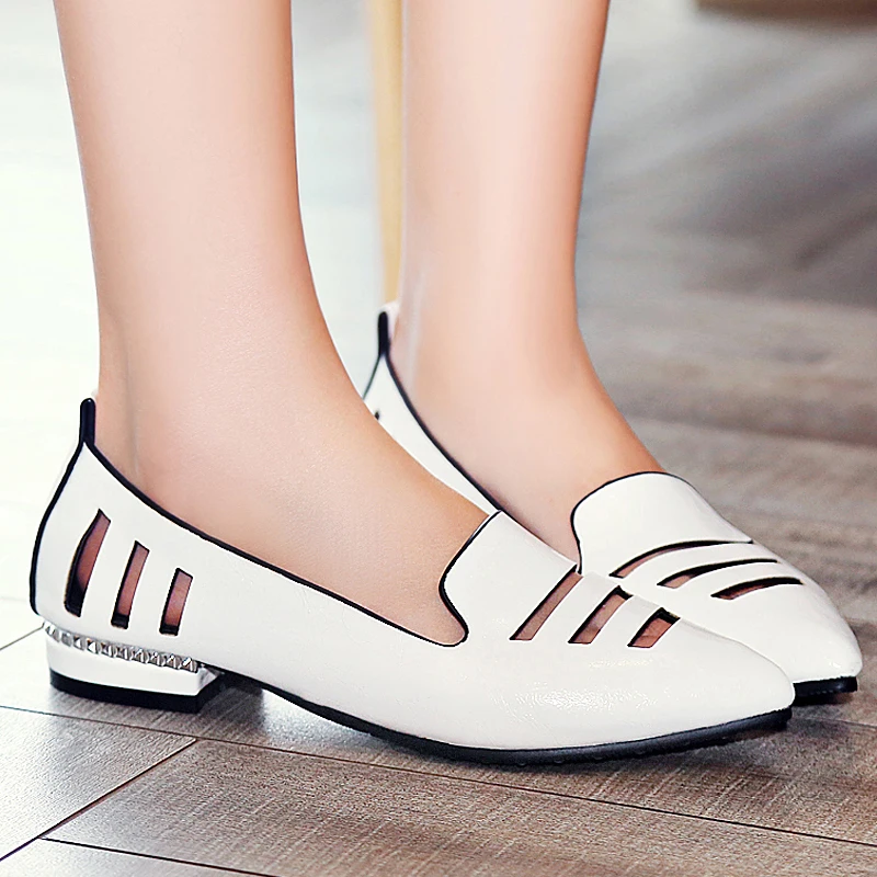 2017 Моды Острым Носом На Низком Каблуке Мелкая рот Случайные Копыта каблуки Полые