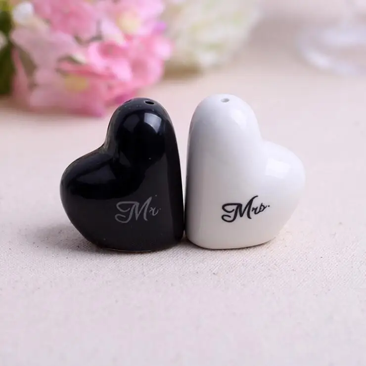 Лидер продаж в форме сердца &quotMr &amp миссис шейкер для соли и перца свадебный