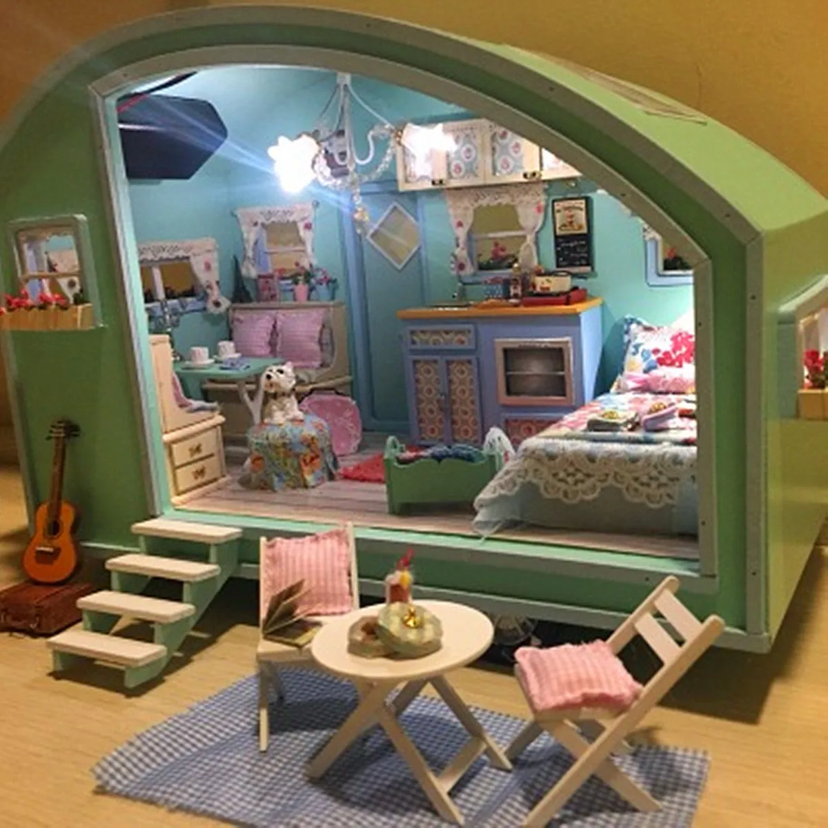 Туристический фургон DIY Тур времени деревянный кукольный домик Миниатюрный комплект для кукольного дома светодиодный музыкальный ящик Голосовое управление комплекты ручной работы для девочек