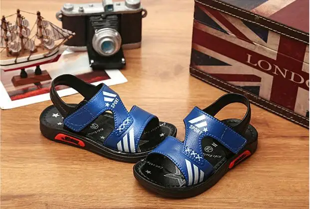 Пляжные сандалии на плоской подошве для больших мальчиков Детская летняя обувь
