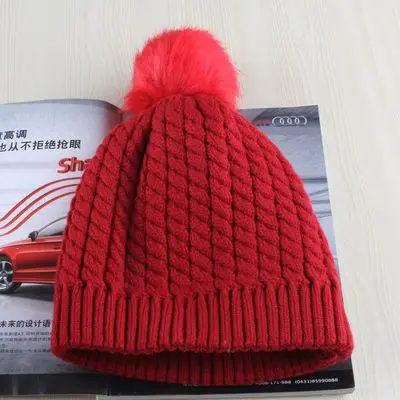 Женщины крышек beanies с пом дамы зимние шапки женские вязаные осень вязать сани