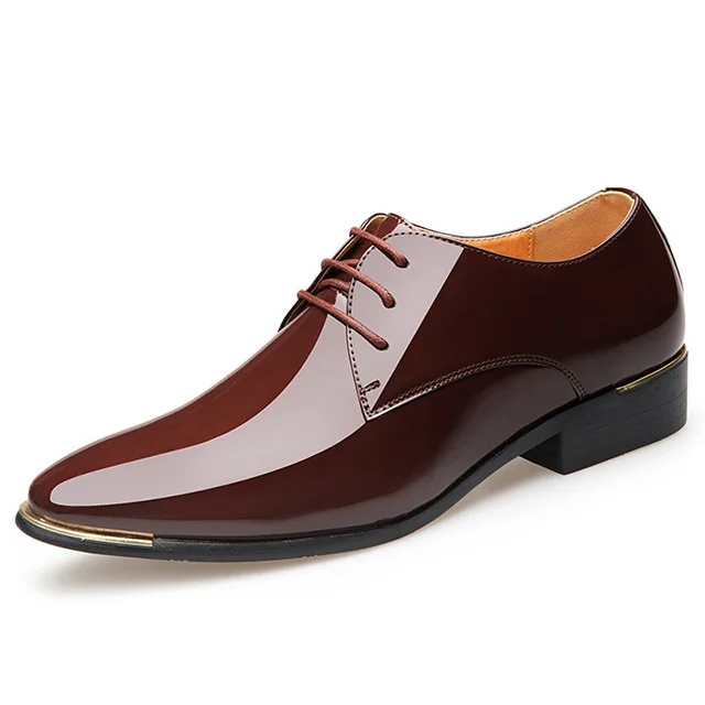 Dark brown Новые Мужские модельные туфли качественные лакированные кожаные туфли белые свадебные туфли мужская деловая официальная обувь размера плюс 38-47 мягкие лоферы - Цвет: Dark brown