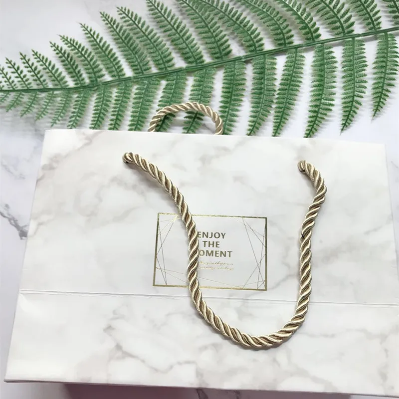 Маленькая коробка мраморного цвета винтажная Свадебная конфет подарочный пакет