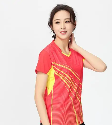 women red shirt Новинка, рубашки для бадминтона/тенниса для мужчин/женщин, одежда для тенниса на заказ, футболки для любителей настольного тенниса, Спортивная футболка с короткими рукавами, шорты - Цвет: women red shirt