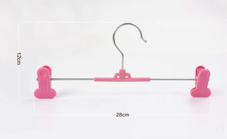 [Бесплатная доставка] розовая пластиковая вешалка с регулируемыми зажимами для