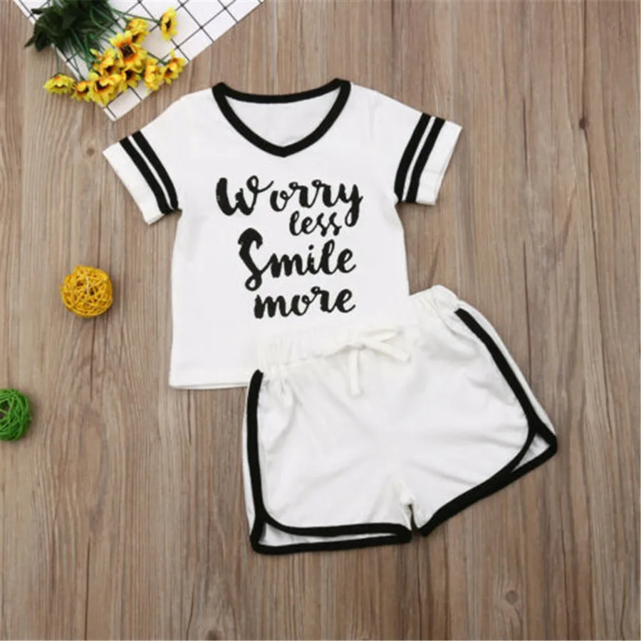 Одежда для маленьких мальчиков и девочек хлопковая Футболка с буквенным принтом