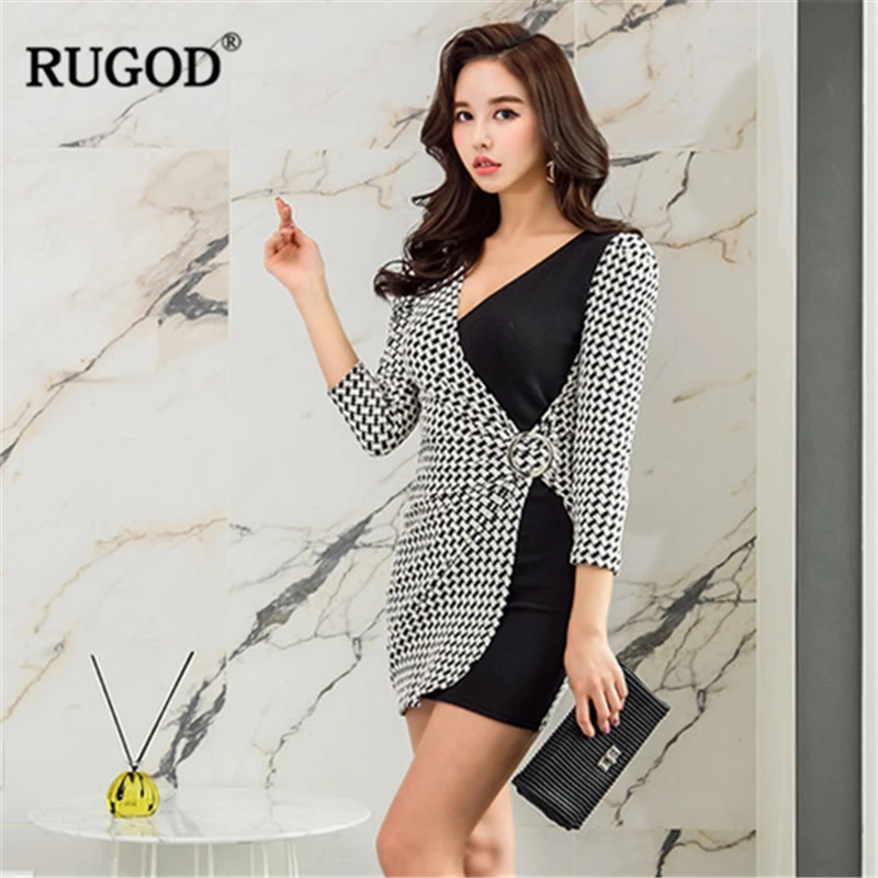 Женское платье с v образным вырезом RUGOD черно клетчатое приталенное туника модель