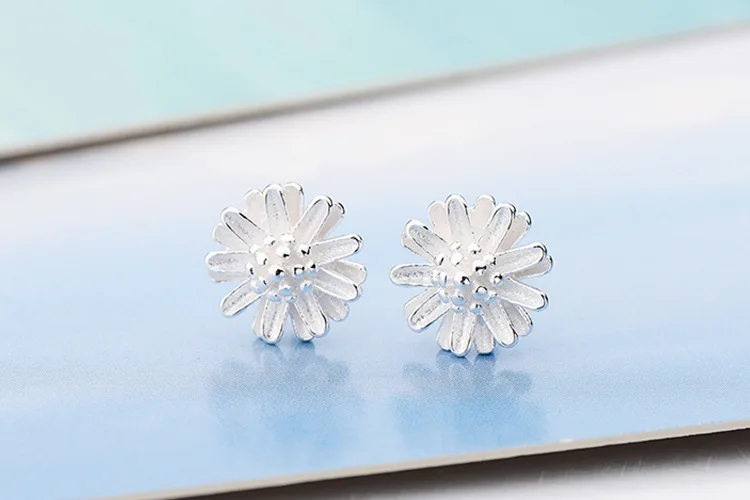 Женские серьги-гвоздики из серебра 2019 пробы с фианитами | Украшения и аксессуары