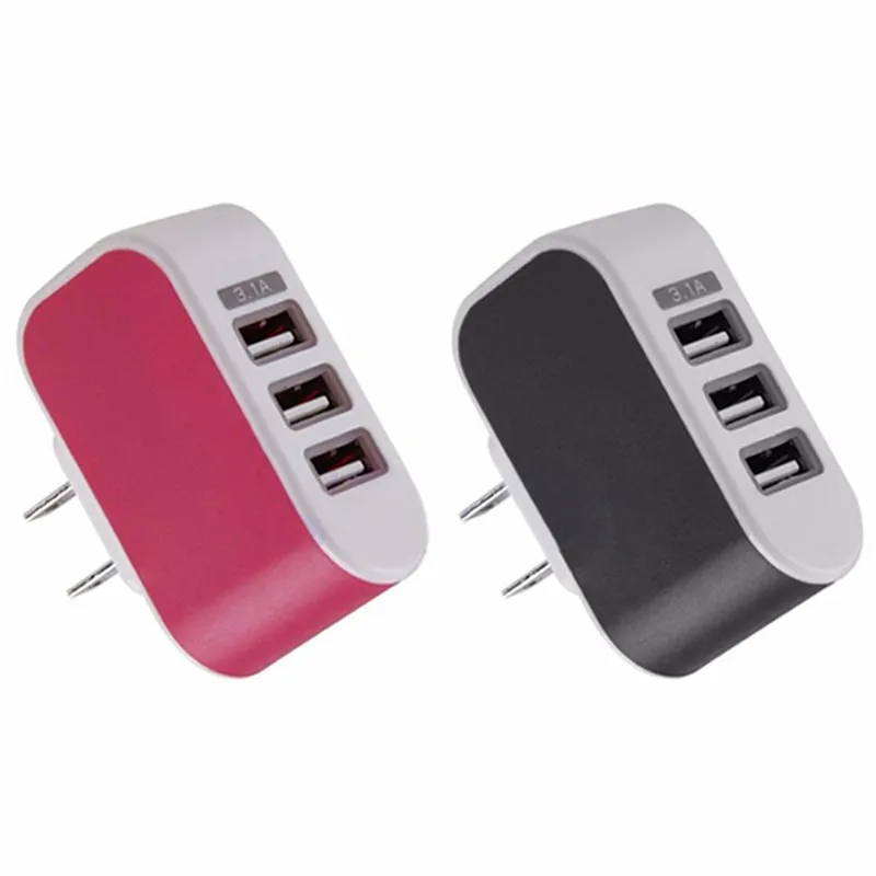 Переносное зарядное устройство с тройным USB портом и светодиодной