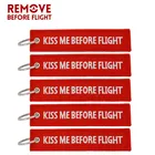 Брелок с этикеткой Kiss Me Before Flight 5 шт.лот, украшение для ключей с красной вышивкой, бирка для багажа, Подарочный авиационный брелок для мужчин и женщин