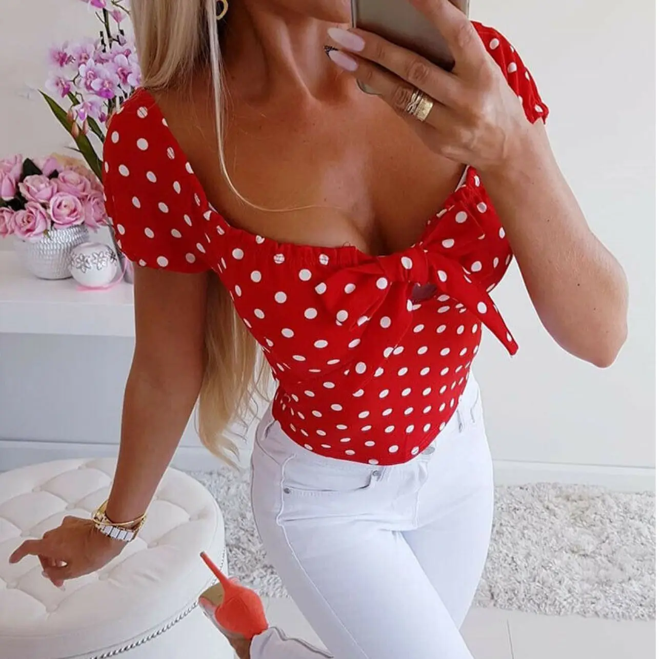 Женская блузка с рюшами летняя повседневная облегающая в горошек стиле бохо