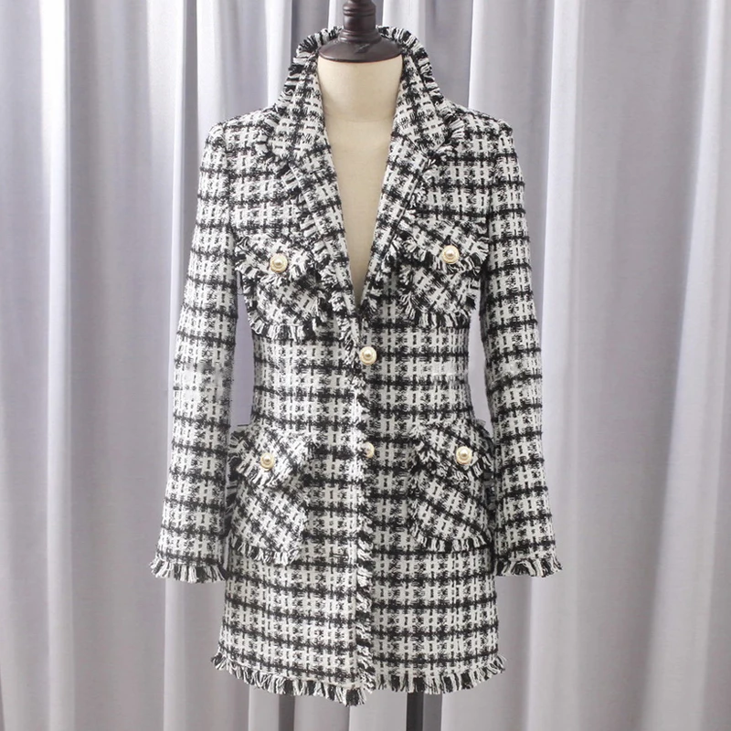 Женская твидовая куртка в черно-белую клетку Осень-зима 2018 приталенная средней