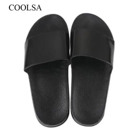 Black COOLSA/Новинка; женские летние тапочки с красной подошвой из меха енота; домашние теплые пушистые плюшевые тапочки; пляжные вьетнамки; женские меховые шлепанцы; большие размеры - Цвет: Black