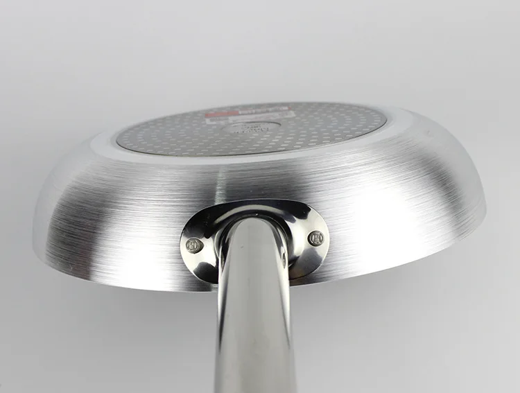 

Non stick frying pan steel handle bottom of the cooker general weight of gas cooker 1kg 3