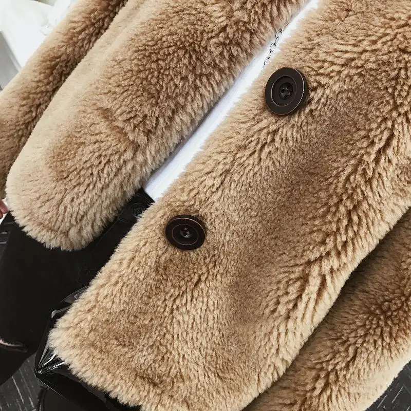 Женские зимние короткие пальто из натуральной овчины, Женская куртка из натурального меха ягненка, Женская Повседневная теплая верхняя одежда из натуральной шерсти V461
