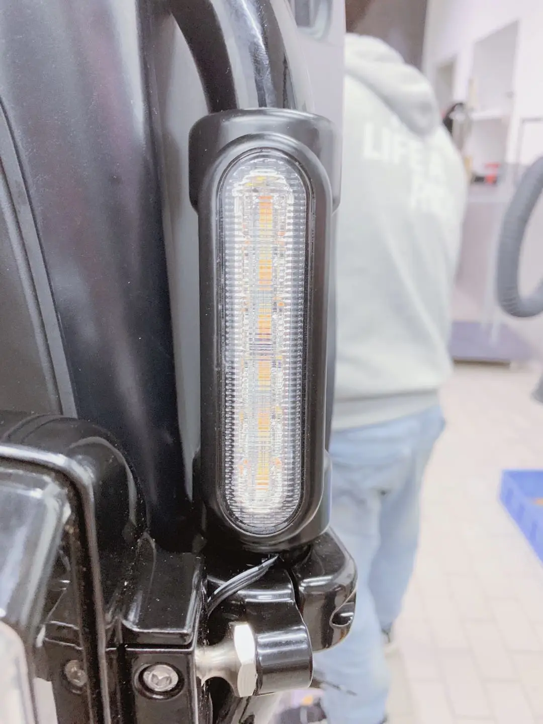 1 пара Street Glide светодиодный защита двигателя огни белый янтарь Цвет 25 дюймов шоссе
