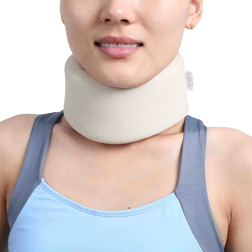 Корсет для фиксации шейных позвонков шеи нанесите монтажную пену воротником