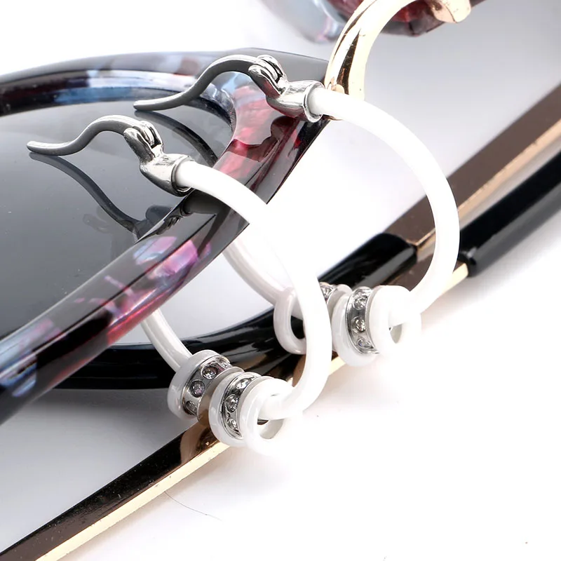 Серьги кольца женские керамические с фианитом AAA Комплект сережек в стиле