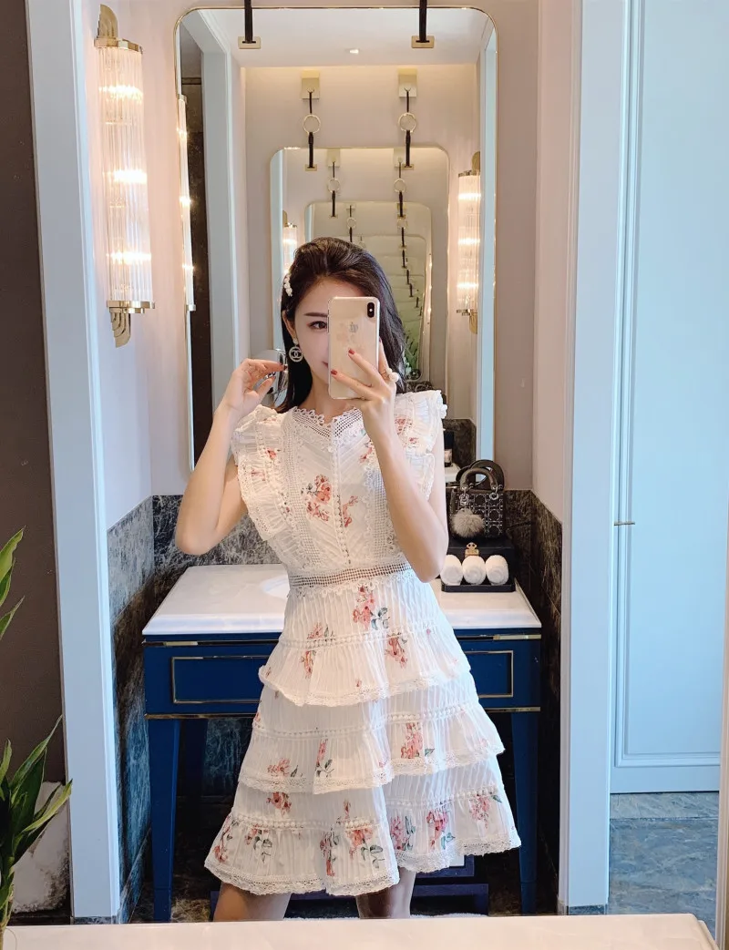 

HIGH QUALITY 2021 Runway Dress Women Vintage Floral Print Lace Patchwork Ruffles Mini Dresses Lady Holiday Vacation Vestido