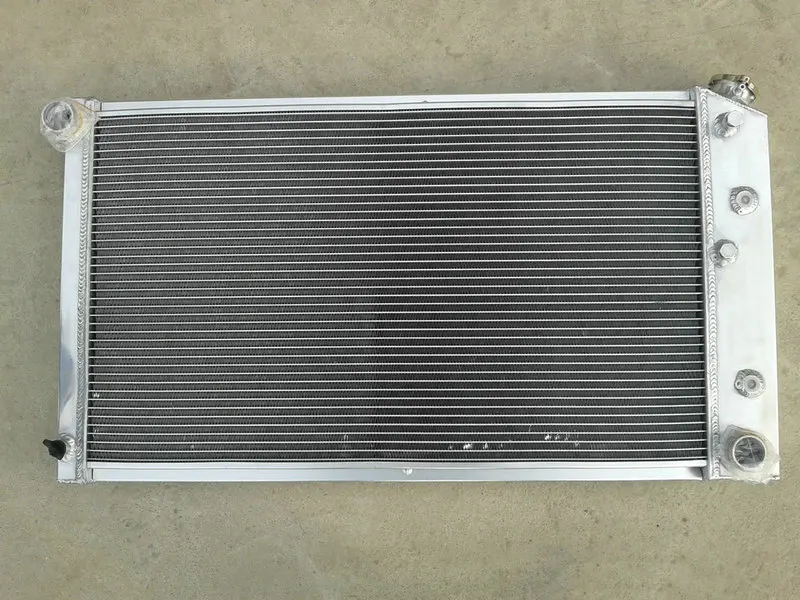 Алюминиевый гоночный радиатор 3 ряда 1966-80 для GM / Chevrolet AT/MT Buick Electra 80-85