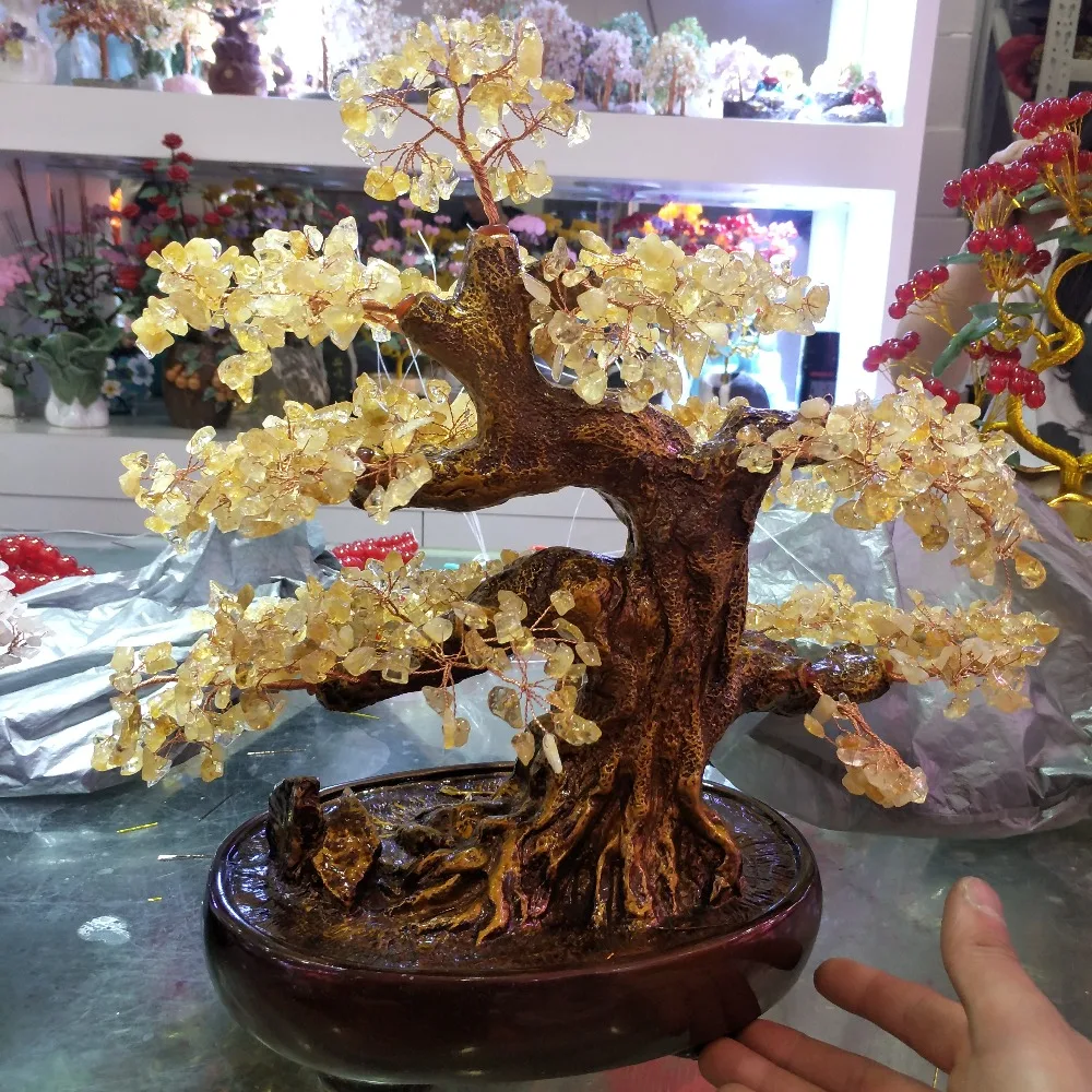 

Beautiful natural yellow crystal crystal crushed stone handcrafted landscape tree potted wedding decoration aquarium